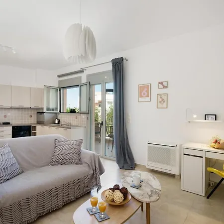 Alkmini Apartamento Loutra