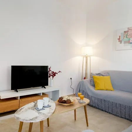 Alkmini Apartment